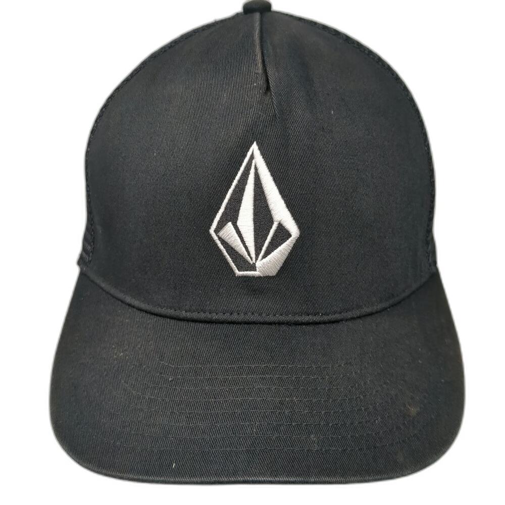 Volcom Trucker Hat Black OSFM Snapback Mesh Embroidered Stone Logo Structured